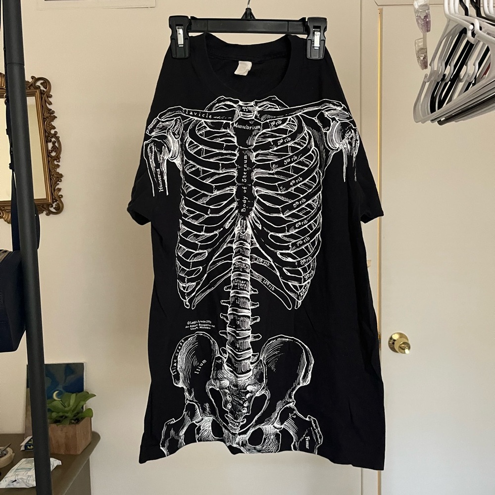 Vintage 1978 Dr Leslie Arwin Skeletal Tee